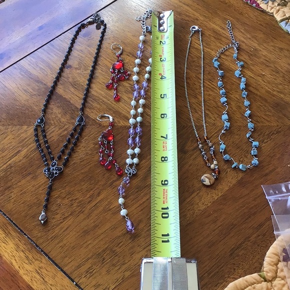 Necklace bundle lot plus one pair earrings - Picture 7 of 7